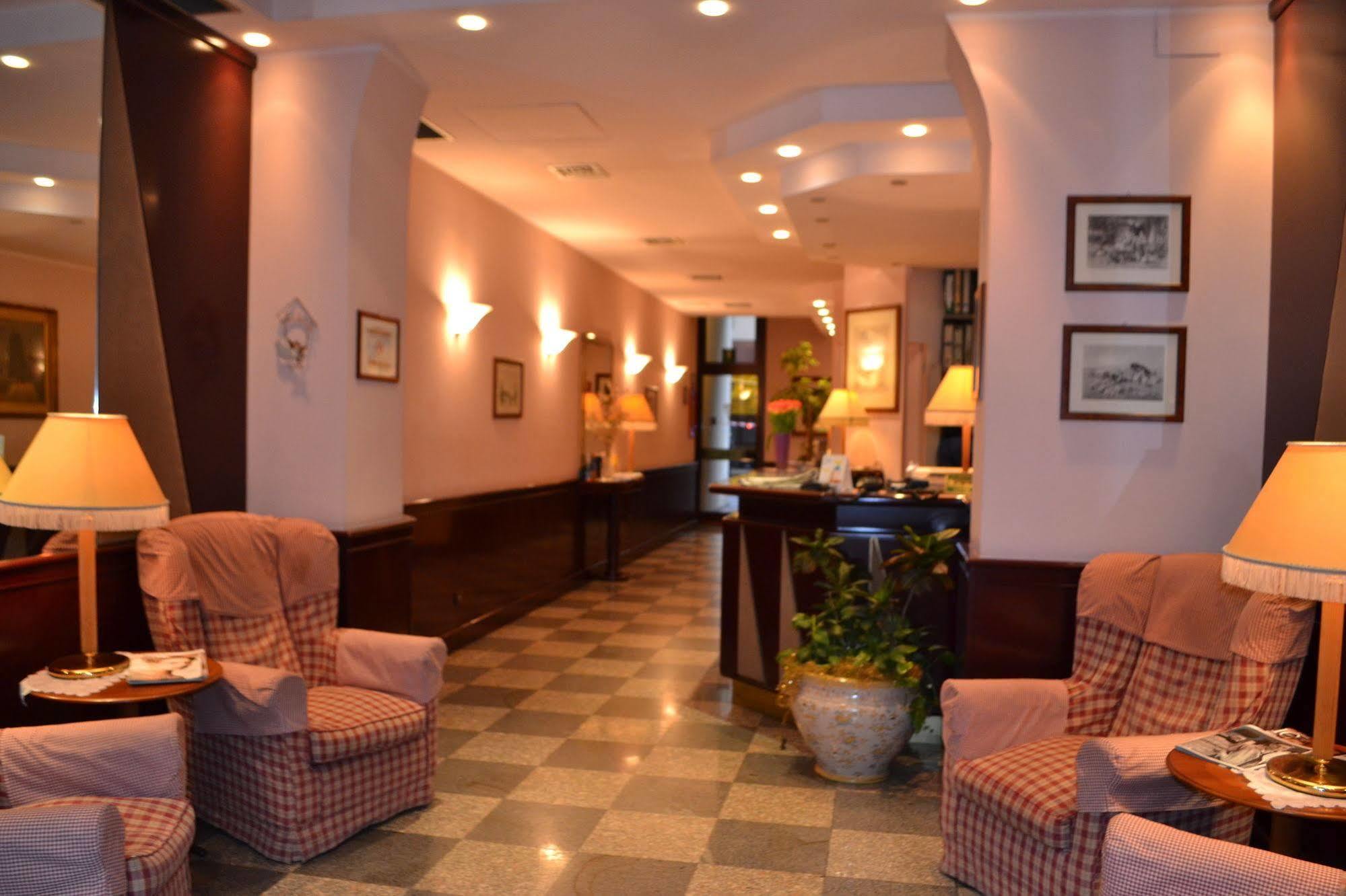 Buenos Aires Hotel Milano Exterior foto